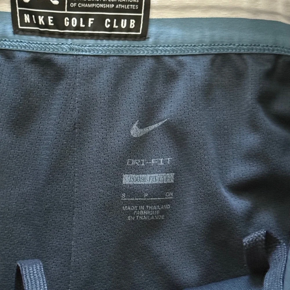 Nike Golf Club Dri-FIT Mesh Shorts Navy Blue Striped Loose Fit Basketball Mens S